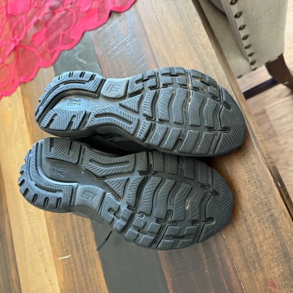 BROOKS GHOST 15 SNEAKERS